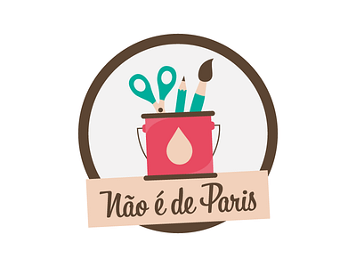 Logo // Não é de Paris