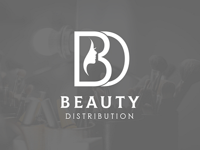 Professional and minimalist beauty logo.