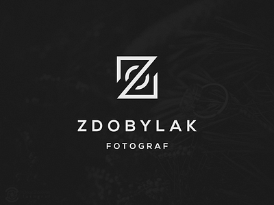 Zdobylak photographer - logo camera letter logo o photo photographer signet typography z