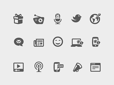 Social icons 2 bird icon chat bubble chat icon gift glyphs icon icons mail megaphone pixel set smile social