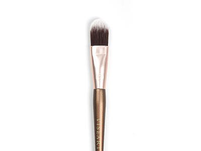 Get Seamless Natural Look With Foundation brush -Viseart best foundation brush