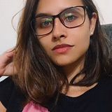 Mariah Ferrett dos Santos