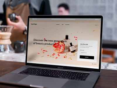 Free MacBook Pro Responsive Mock-Up