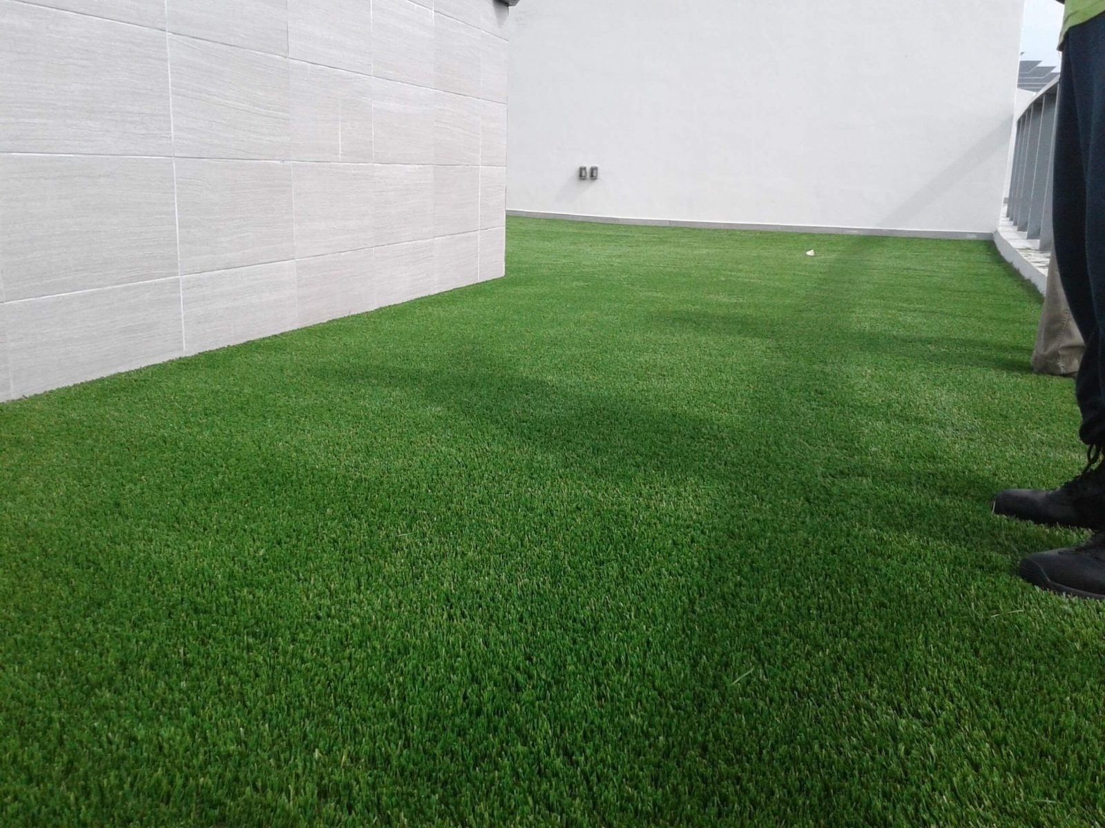fake grass companies alafaya by Artificial Grass Installation Orlando