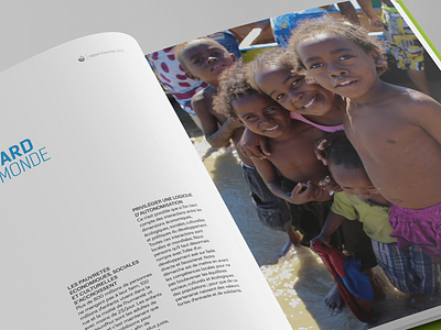 Rapport d'activités 2015 de l'association Grandir Ailleurs (02) book charity editorial editorial design fédération grandir à... grandir ailleurs graphic design trip visual design