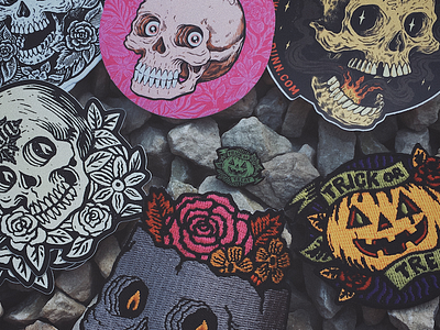 Win! art cute illustration inking patch pin skull stickers