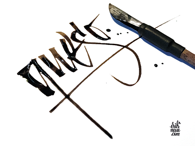 queso caligrafia calligraffiti calligraphy calligritype graffiti handmadefont ink lettering luthis pen ruling pen