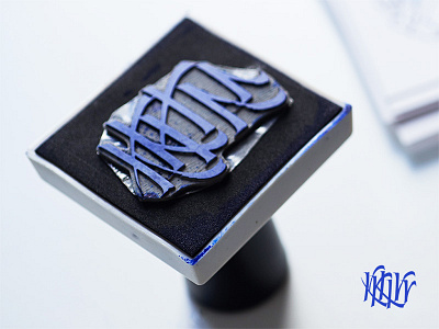 KKIIvv calligraphy kkiivv logo stamp