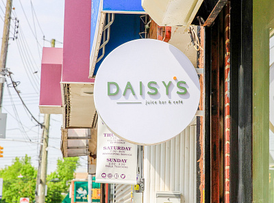 Daisy's Juice Bar & Café | Signage