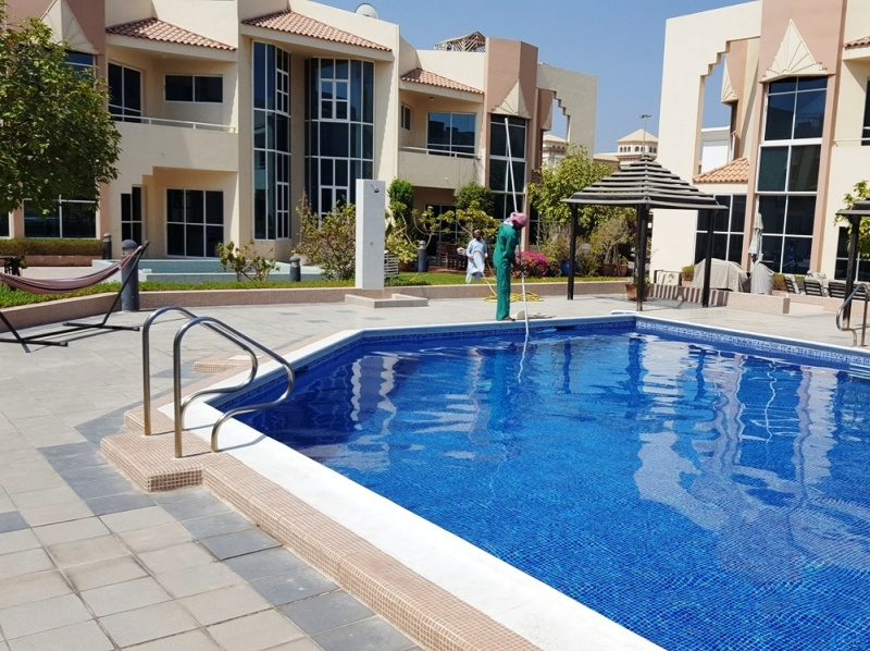 swimming Pool maintenance companies in dubai by Bluestream pools on