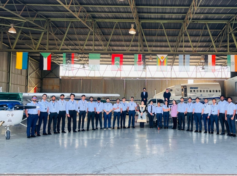 How to a pilot with best flight school in the world by