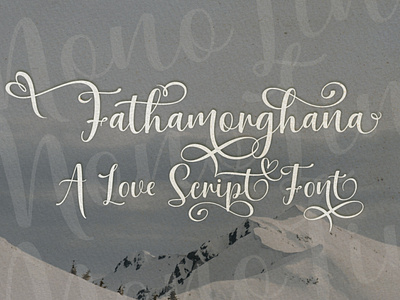 Mahoni With My Hearts Script Font