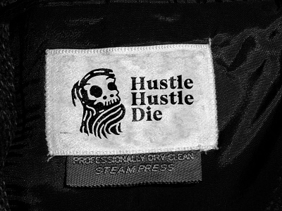 Hustle Hustle DIe clothing hand retro skull skull a day