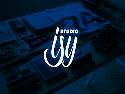 Studio Isy Lettering Logo branding brush calligraphy lettering lettermark logo personal wordmark