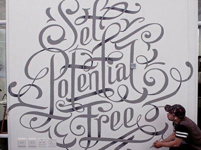 Set Potential Free Mural