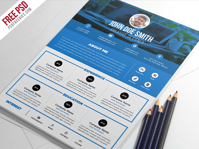 Free PSD : Clean And Designer Resume CV Template PSD