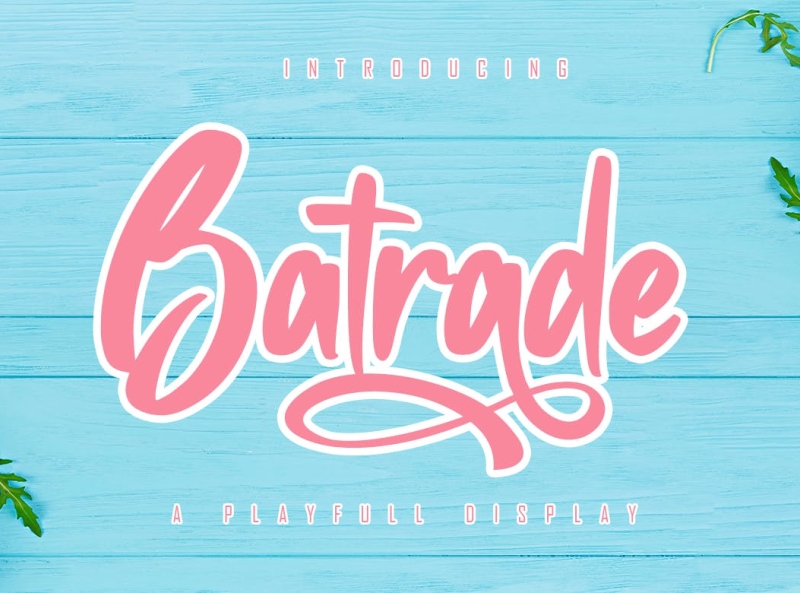 Batrade - Playfull Display Font