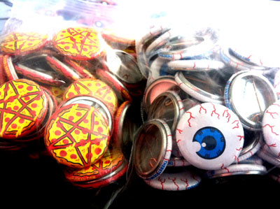 Pizzagram and eyeball buttons