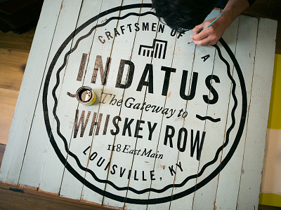Reclaimed sign painting handmade indatus kentucky louisville one shot painting process reclaimed robby davis sign painting whiskey wood