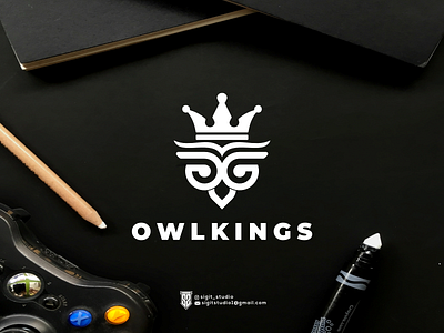 owlkings logo concept app logo beauty logo brand branding design graphic design icon illustration lettering logo logo design logo ideas logo inspiration logo type logos luxury logo monogram typography vector