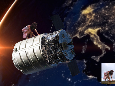 THE GIRL IN SPACE (Manipulation)