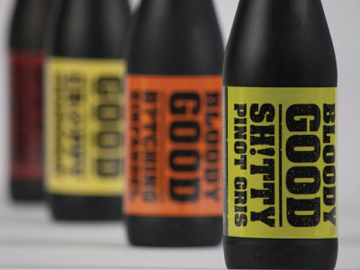 Bloody Good Wine beer bottle complex.com cork dieline matte black packaging trendhunder.com wine