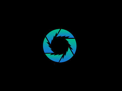 Palm Tree Lens Logo Concept