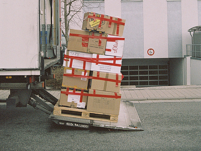 Delivery of Goods Logistic 35mm analog cc0 download economy film shot free for commercial use freebie freephoto freestock global logistic parcel photography shot on film stockphoto