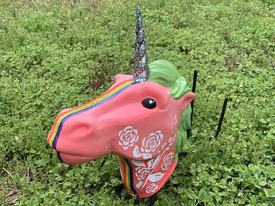 OMG you guys, hand painted unicorn head! 3d art artist floral glitter hand painted illustration pink rainbow startup unicorn