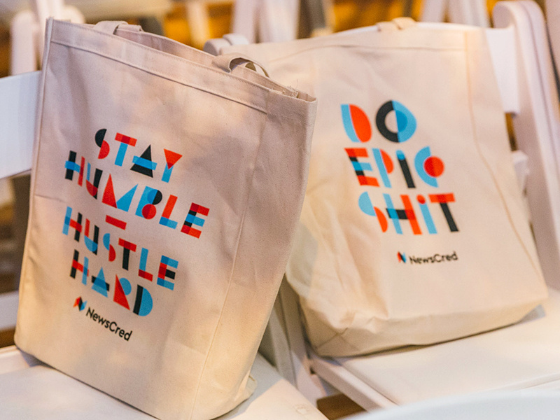 #ThinkContent Summit tote transparency blue red gift event apparel tech startup swag totebag bag tote