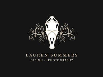 Lauren Summers Logo