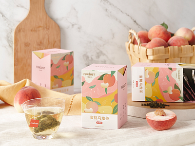 Peach Oolong Tea Packaging Design box display illustrations packaging design shoot tea