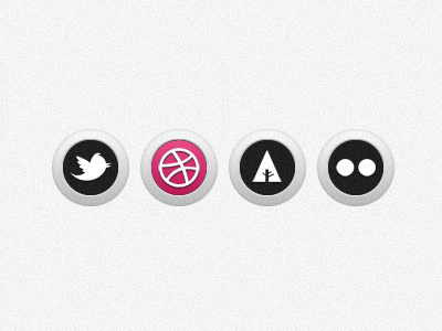 Play with the animation ;) 360 animation css3 hover icon rotate social media