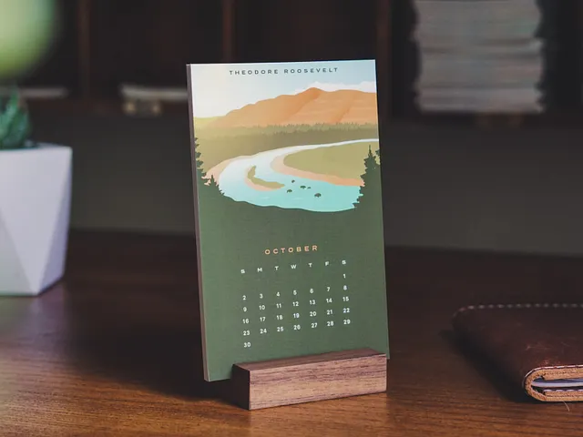 Desk Calendar designs, themes, templates and downloadable graphic ...