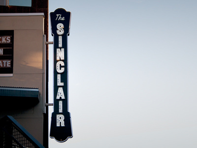 The Sinclair blade neon sign vintage