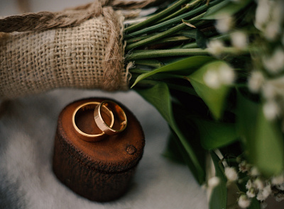 A pair of simple wedding rings anniversary