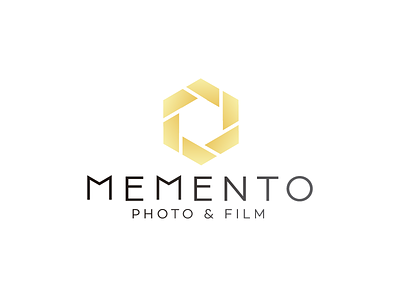 Memento Logo diafragma diaphragm film golden gradient logo luxury photography
