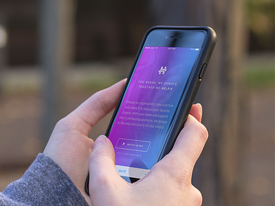 Helpie App Design android app camera charity helpie ios iphone mobile selfie ui