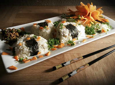 Playing With Food - Mighty Onigiri balls carving chopsticks food japanese meal onigiri presentation rice sushi triangles