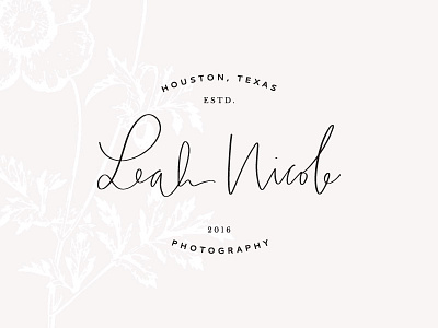 Leah Nicole Photography Logo