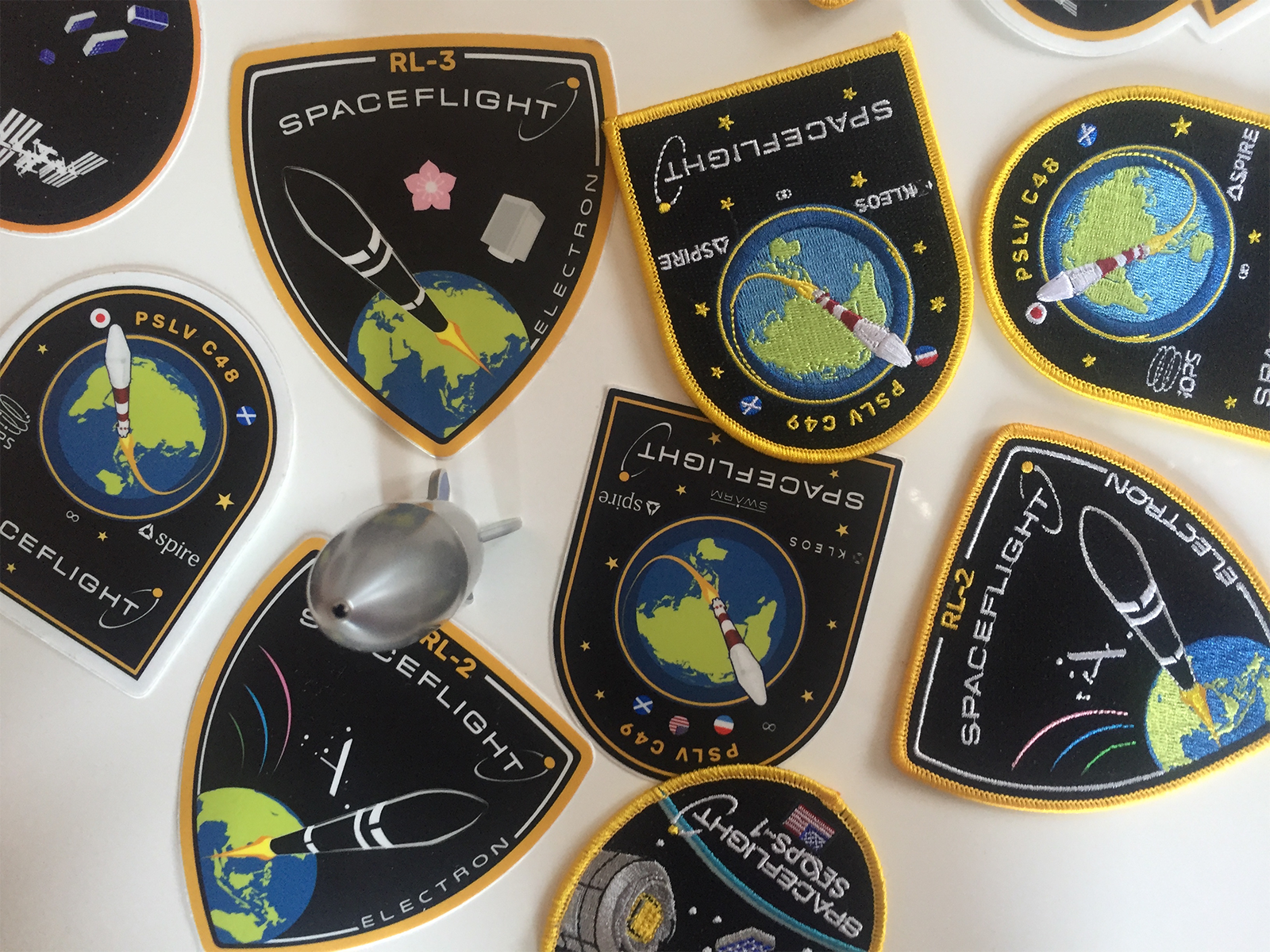 mission space badegs