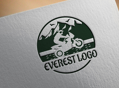 Everest logo branding circle logo clean everest logo graphic design logo logo design professional logo unique