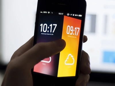 Clock - Switch app clock design france iphone mathieubrg nantes odin paris ui