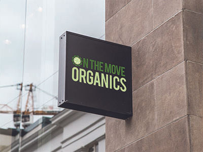 On the move organics logo branding logo mockup storefront