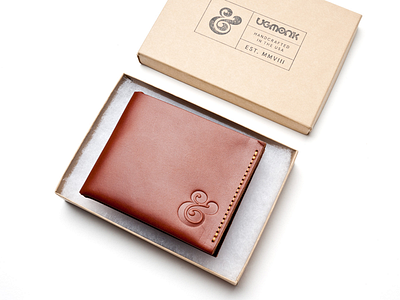 Minimalist Wallet Packaging