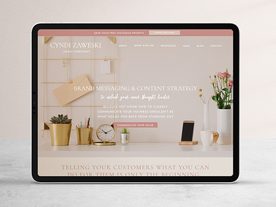 Custom Showit Website