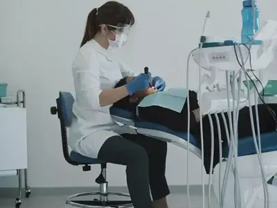 Zahnarztpraxis von Dr med dent Giebeler css design html illustration ui webdesign