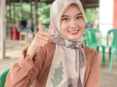 Google Menyukai Breadcrumbs? gadis dayak gadis melayu google google menyukai breadcrumbs