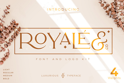 Royale Luxurious Typeface fashion