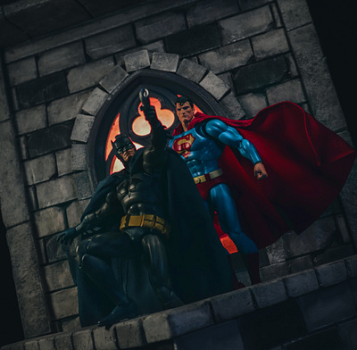 MAFEX BATMAN HUSH SUPERMAN AND BATMAN MEDICOM TOY action figure batman diorama photoshoot superman toy design toy photography